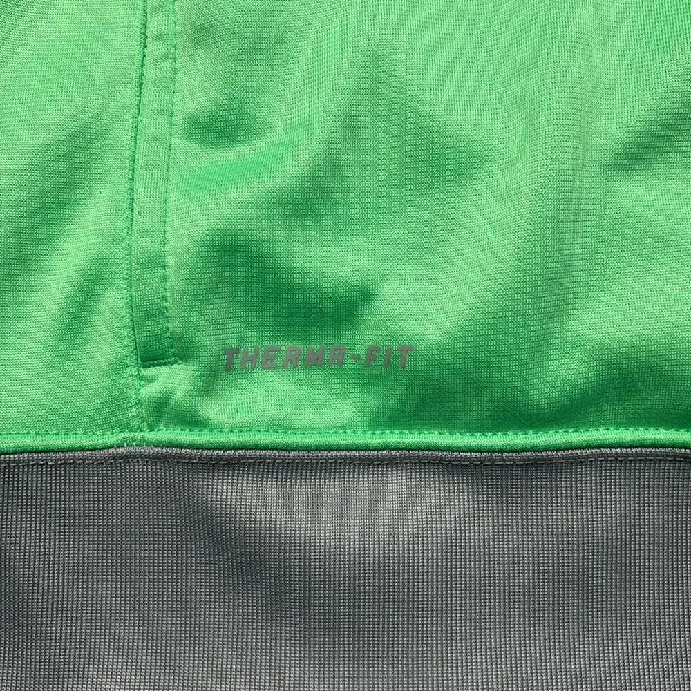 Nike therma girls